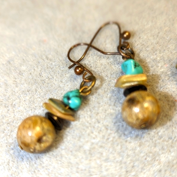 Quality Handmade earrings & bracelet set - Picture 4 of 13